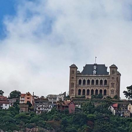 לינה וארוחת בוקר אנטננריבו Le Manoir מראה חיצוני תמונה