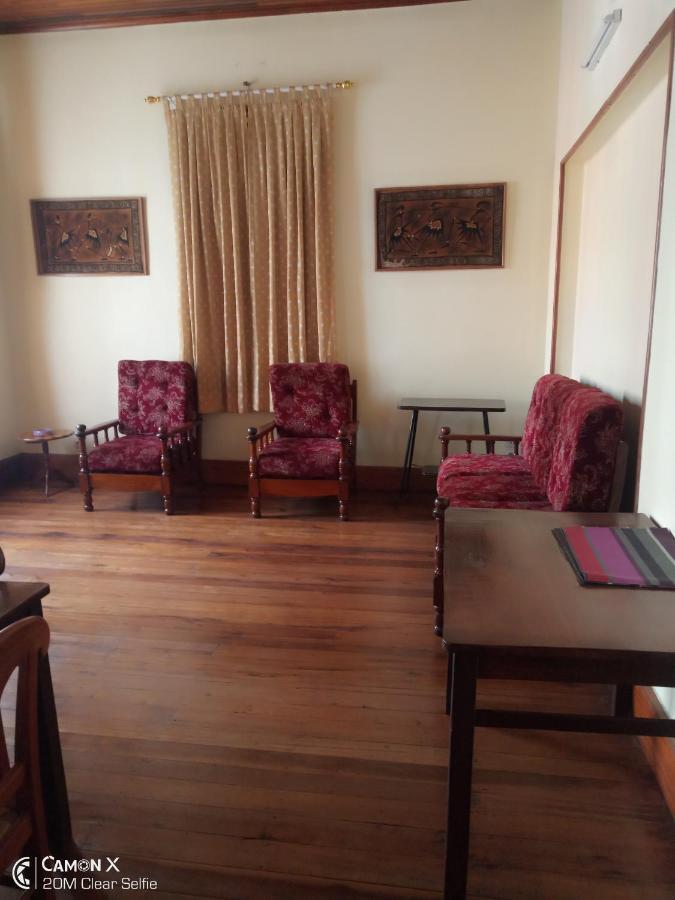 לינה וארוחת בוקר אנטננריבו Le Manoir מראה חיצוני תמונה